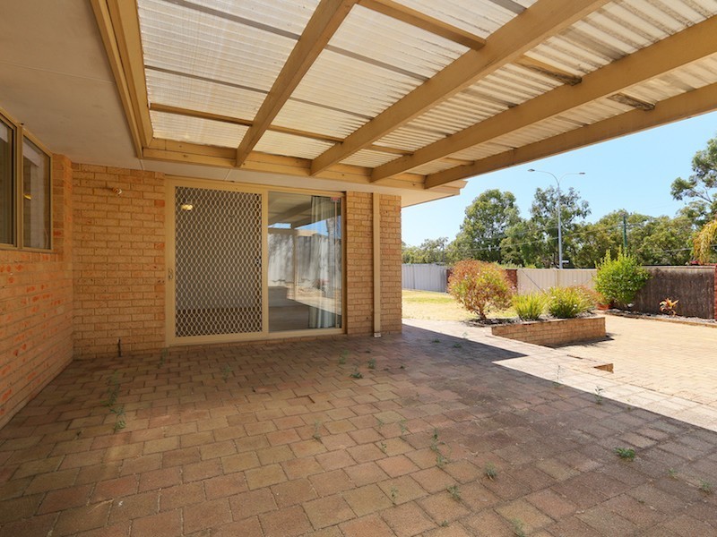 17 Benelli Place, Alexander Heights WA 6064