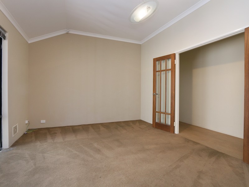 12 Dudley Street, Rivervale WA 6103