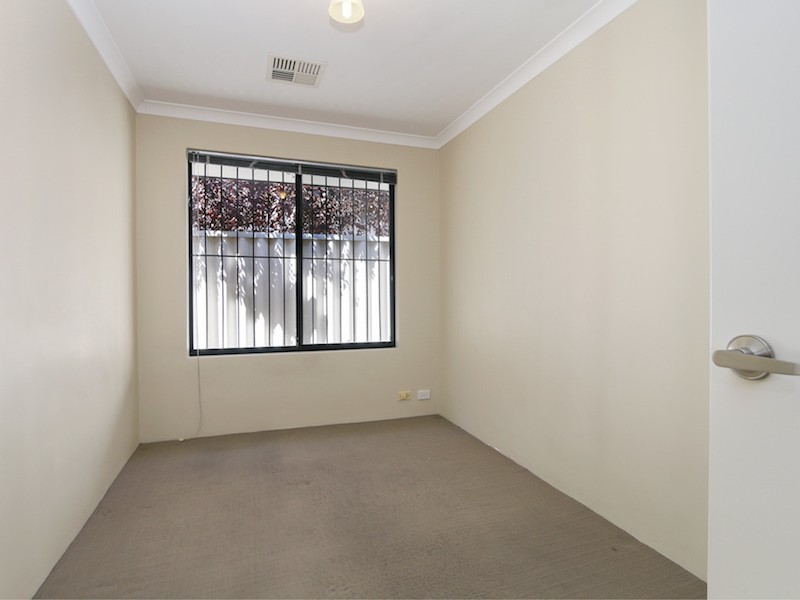 12 Dudley Street, Rivervale WA 6103