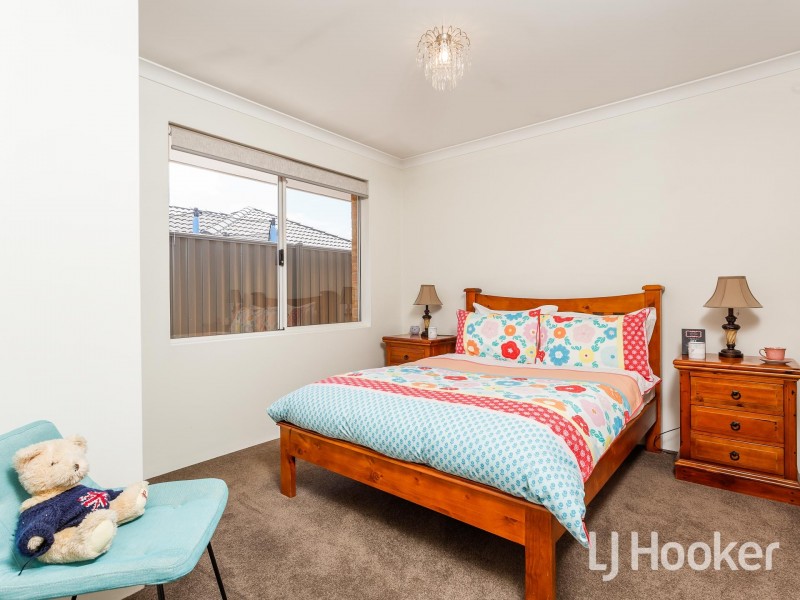 10 Piedmont Way, Caversham WA 6055