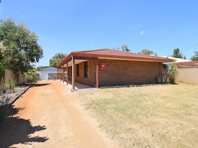 77 Thomas Street, East Cannington WA 6107