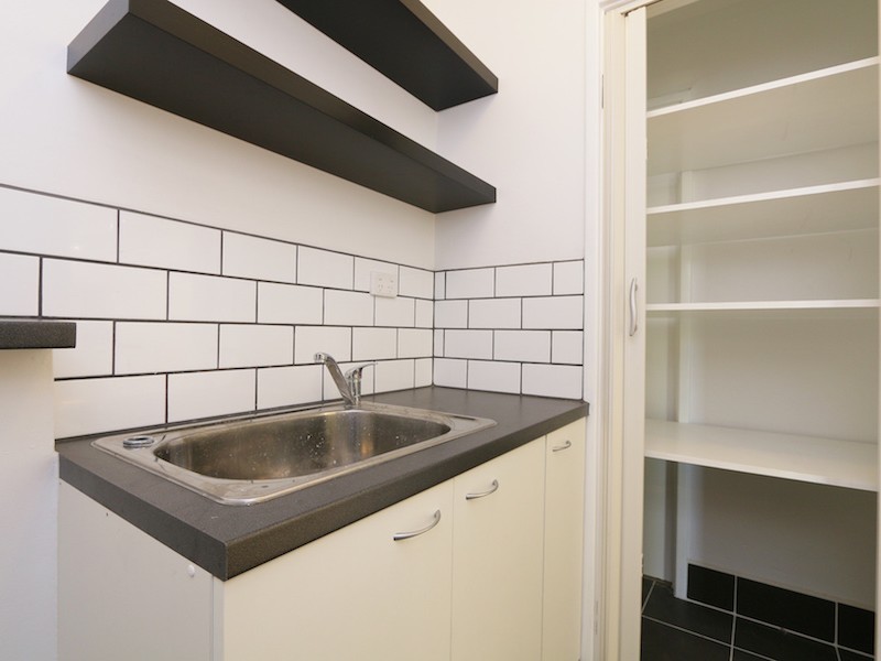 28 Saggers Crescent, Beckenham WA 6107