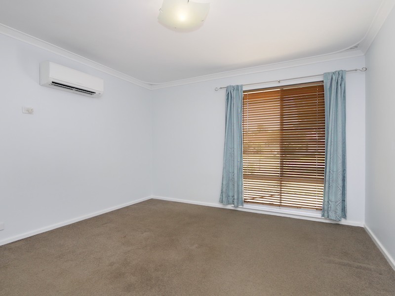 28 Saggers Crescent, Beckenham WA 6107