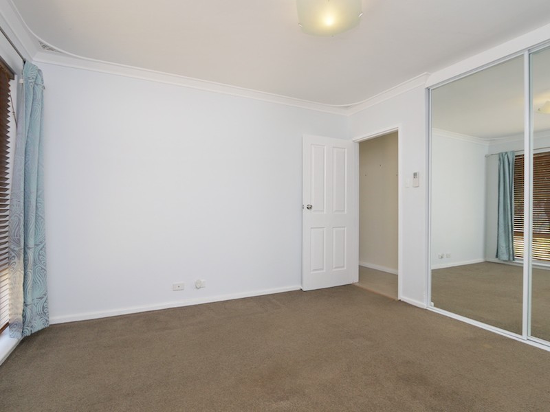 28 Saggers Crescent, Beckenham WA 6107