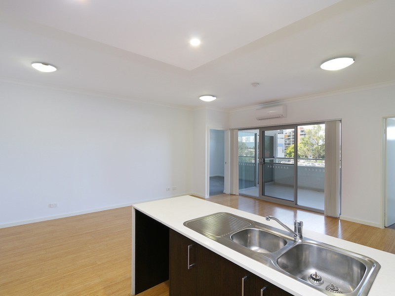 22/2 Rowe Avenue, Rivervale WA 6103
