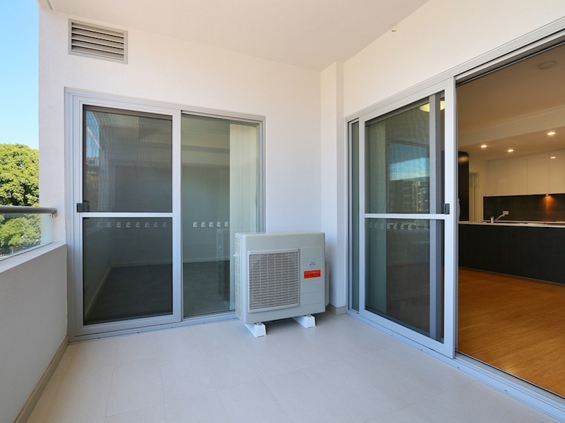 22/2 Rowe Avenue, Rivervale WA 6103
