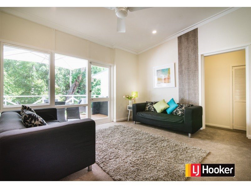 70 Spring Road, Kalamunda WA 6076