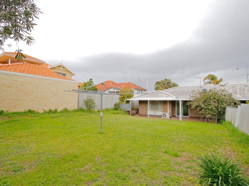 16 Streatley Road, Lathlain WA 6100