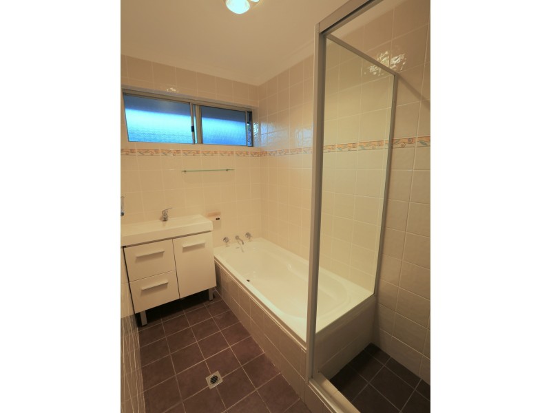17B Fleming Avenue, Wilson WA 6107