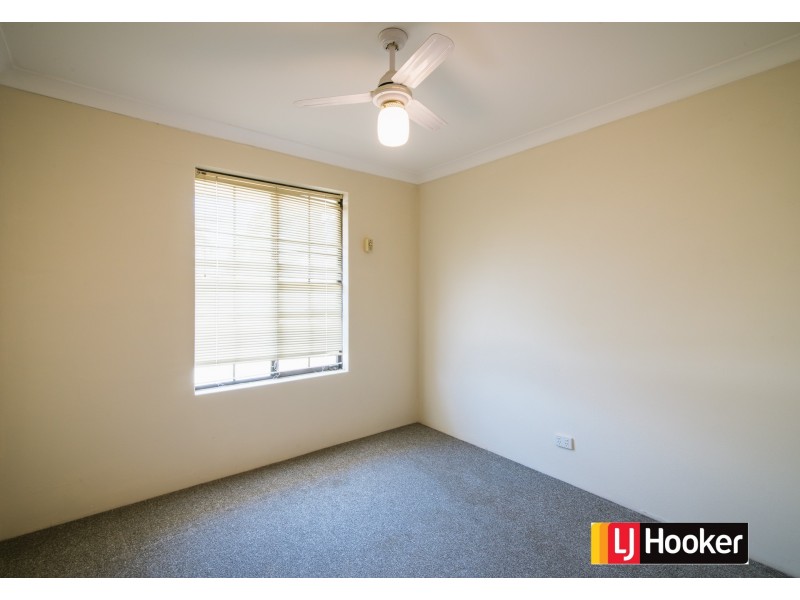 39 Excalibur Circle, Camillo WA 6111