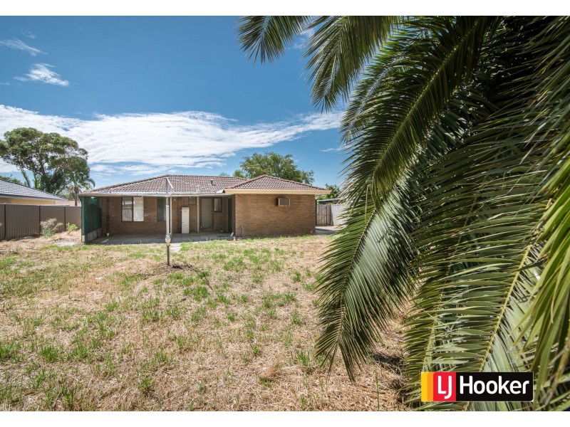 39 Excalibur Circle, Camillo WA 6111