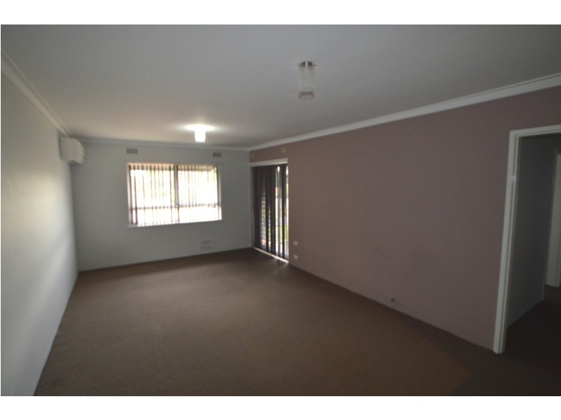 8/73 Norbury Way, Langford WA 6147