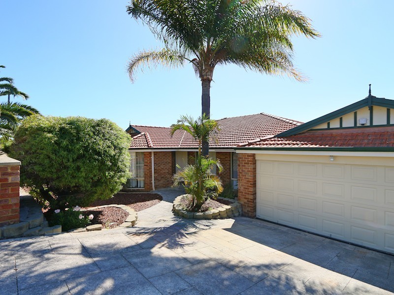 11 Boulter Place, Belmont WA 6104