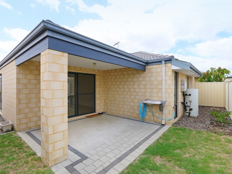 10 Bunratty Link, Canning Vale WA 6155