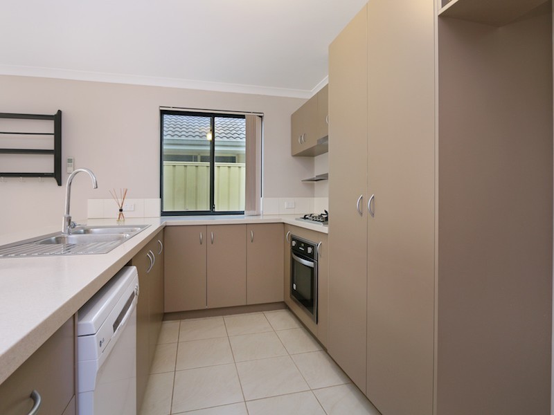 10 Bunratty Link, Canning Vale WA 6155