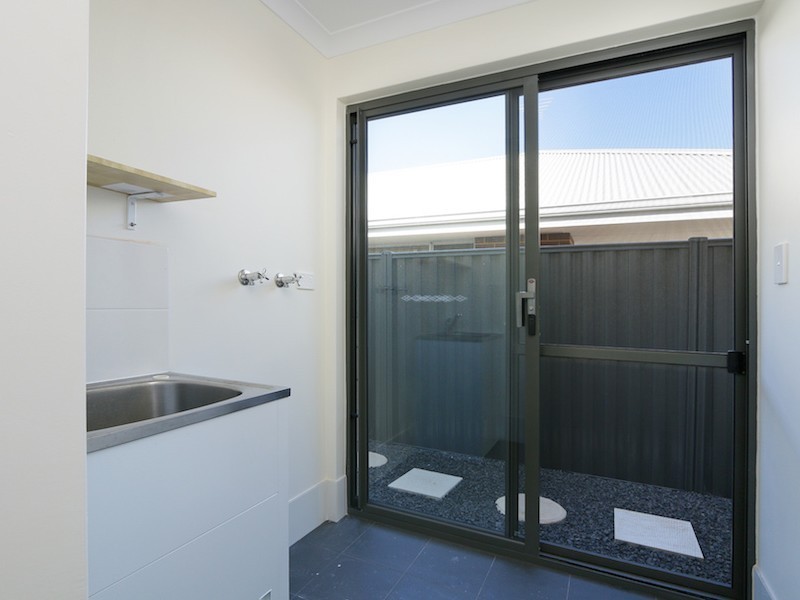 5 Vienta Street, Aveley WA 6069