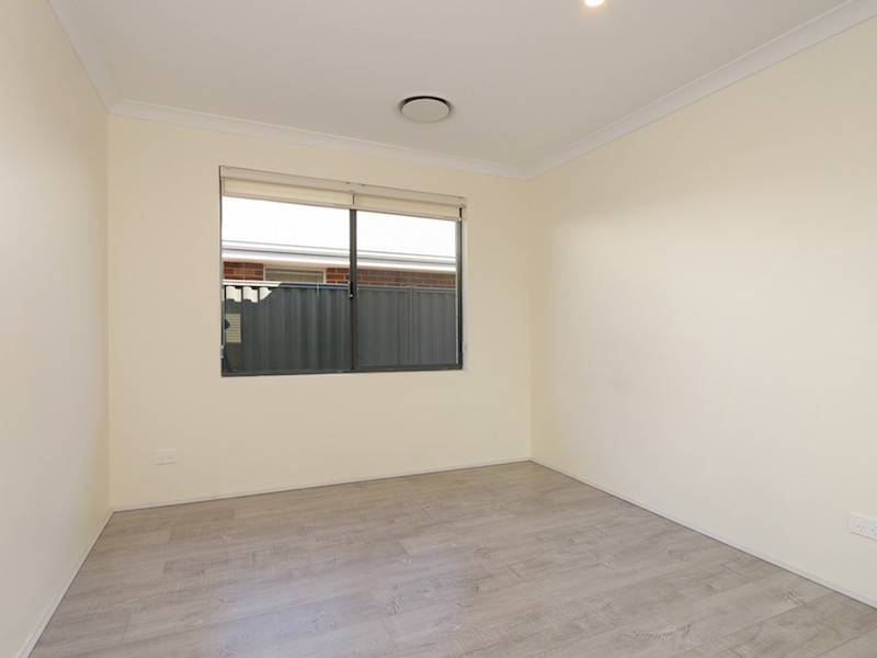 5 Vienta Street, Aveley WA 6069