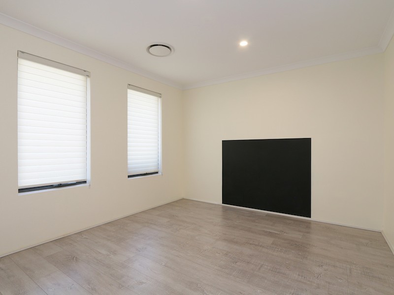 5 Vienta Street, Aveley WA 6069