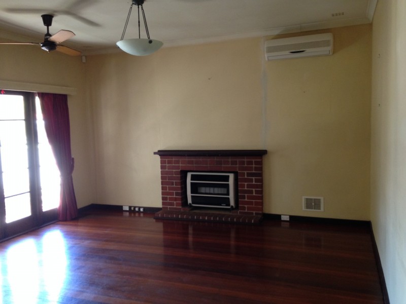 136 Walpole Street, Bentley WA 6102