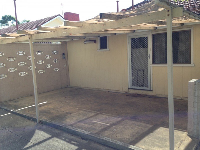 136 Walpole Street, Bentley WA 6102