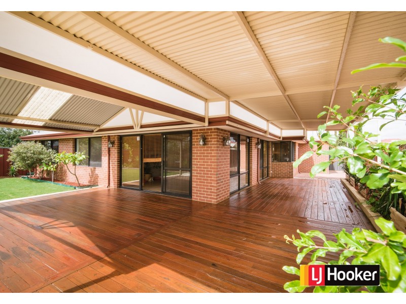 15 Jonah Way, Canning Vale WA 6155