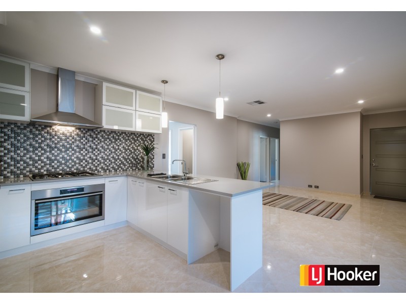 48A Pitt Street, St James WA 6102