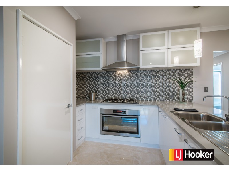 48A Pitt Street, St James WA 6102