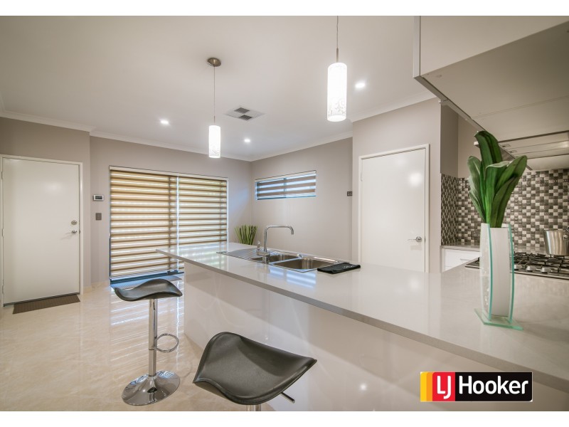 48A Pitt Street, St James WA 6102