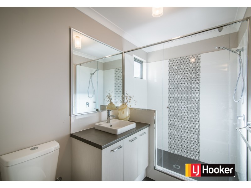 48A Pitt Street, St James WA 6102