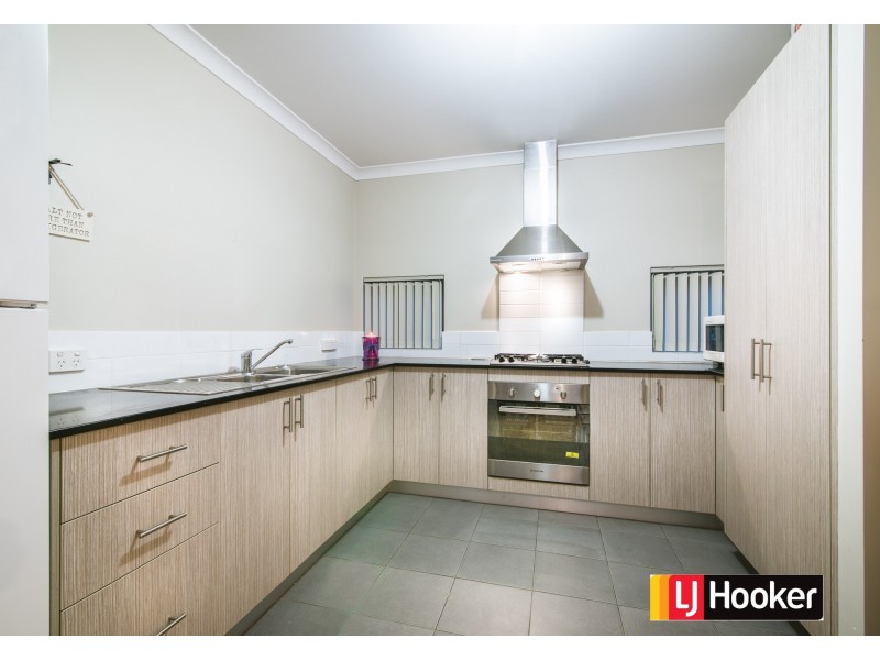 34/158 George Street, Queens Park WA 6107