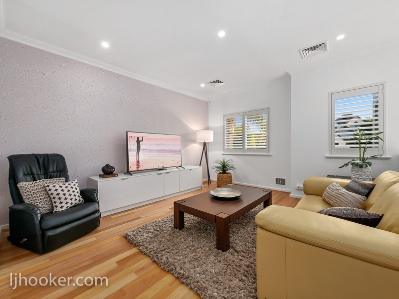 2/38 Preston Street, Como WA 6152