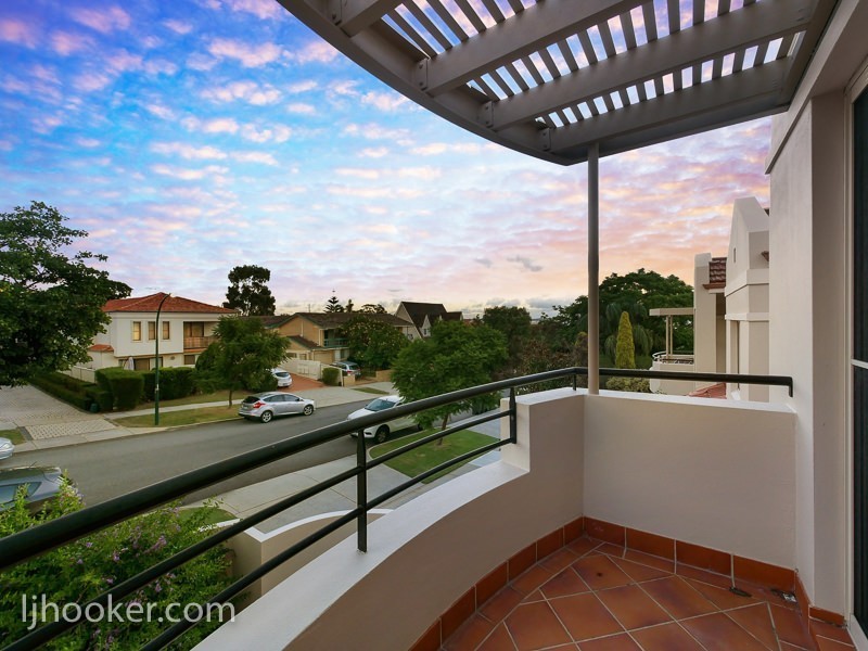 2/38 Preston Street, Como WA 6152
