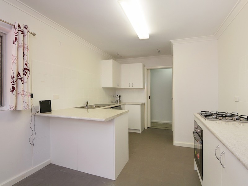 16 Manton Court, Hamersley WA 6022