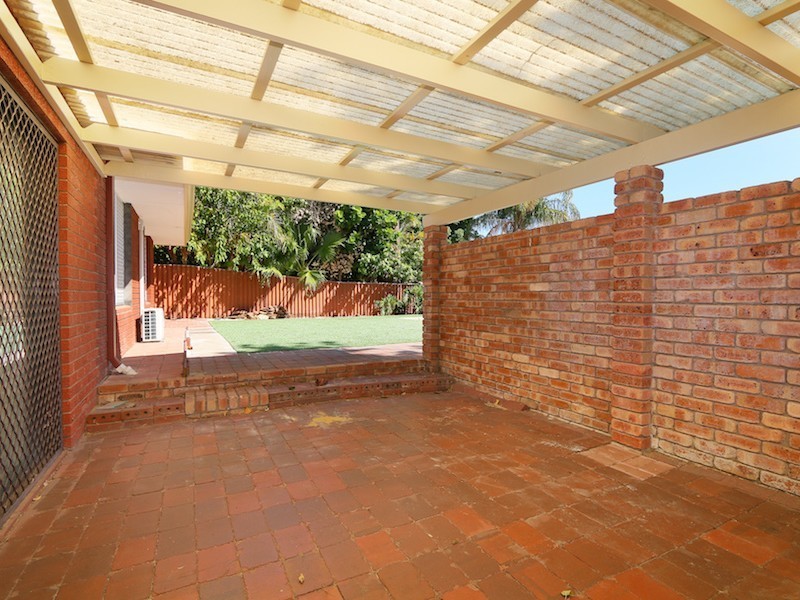 16 Manton Court, Hamersley WA 6022