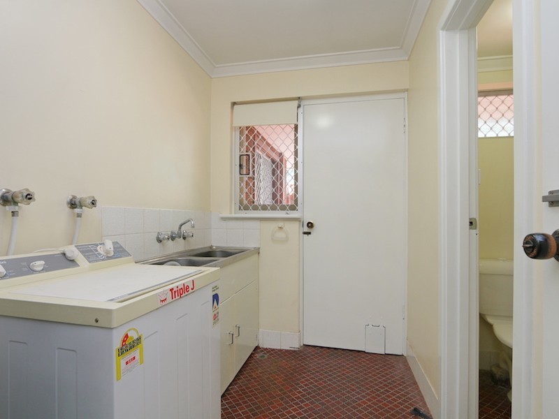 16 Manton Court, Hamersley WA 6022