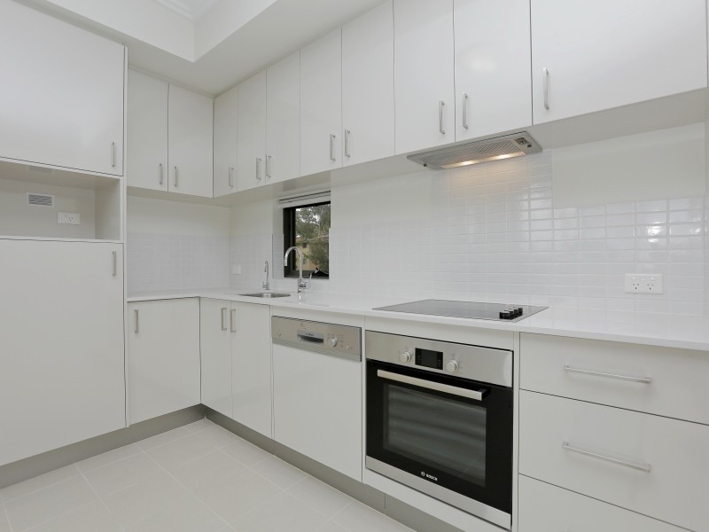 16 Manton Court, Hamersley WA 6022