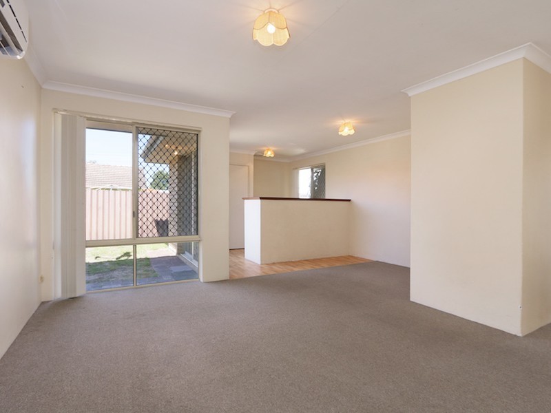 2/122 Raleigh Street, Carlisle WA 6101