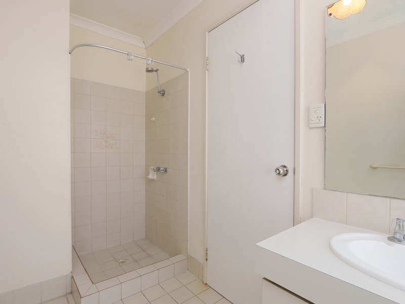 2/122 Raleigh Street, Carlisle WA 6101
