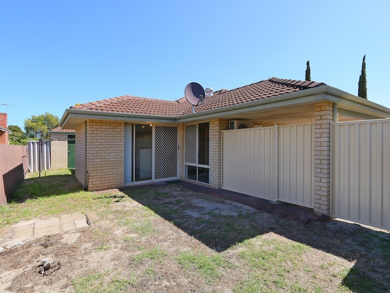 2/122 Raleigh Street, Carlisle WA 6101