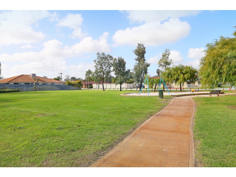 5/6 Lansing Street, Queens Park WA 6107