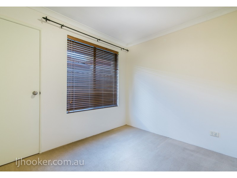 33 Stephen Street, Queens Park WA 6107