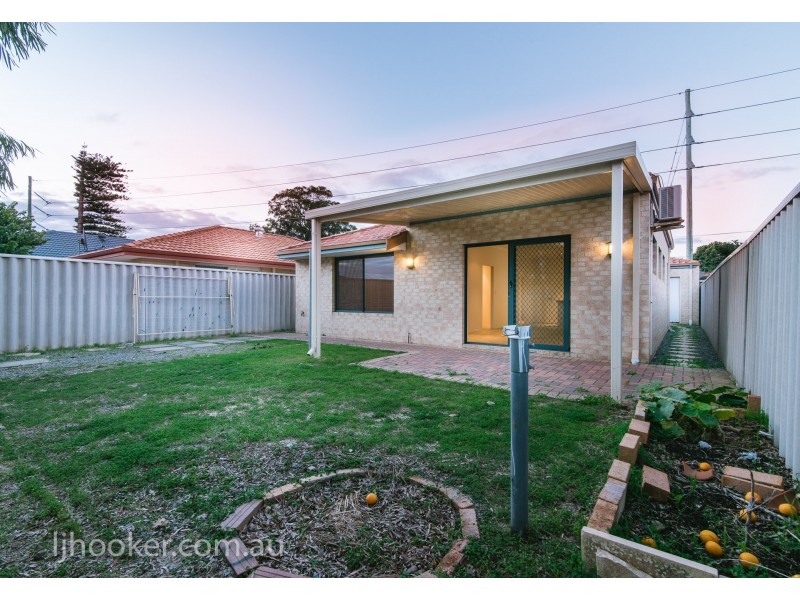 33 Stephen Street, Queens Park WA 6107