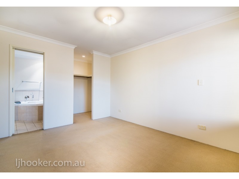 33 Stephen Street, Queens Park WA 6107