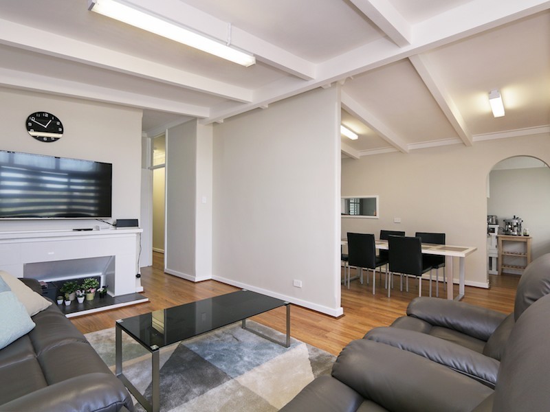 8 Swanley Street, Gosnells WA 6110