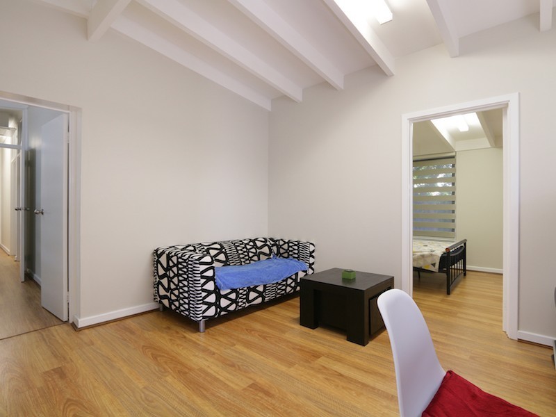 8 Swanley Street, Gosnells WA 6110