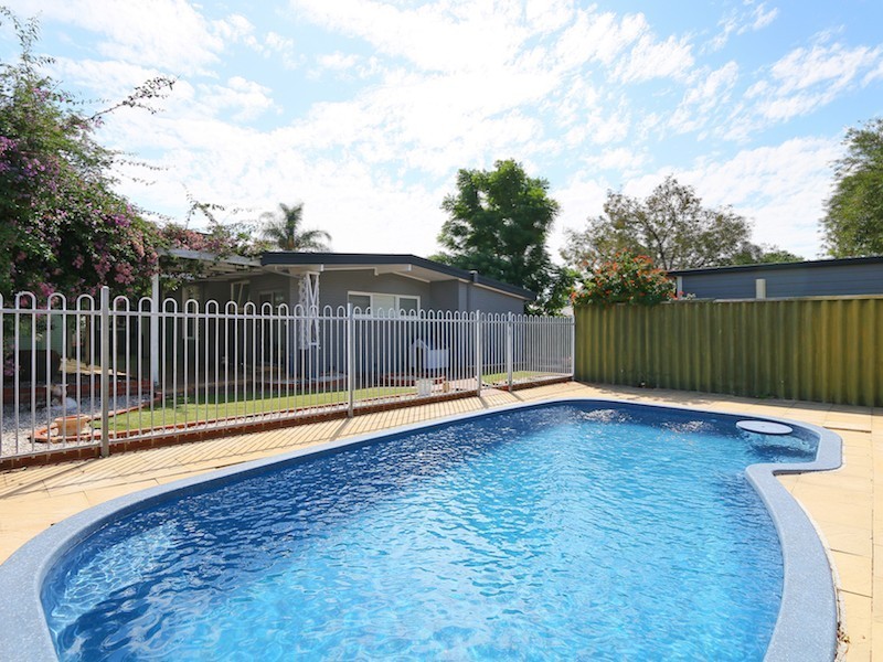 8 Swanley Street, Gosnells WA 6110