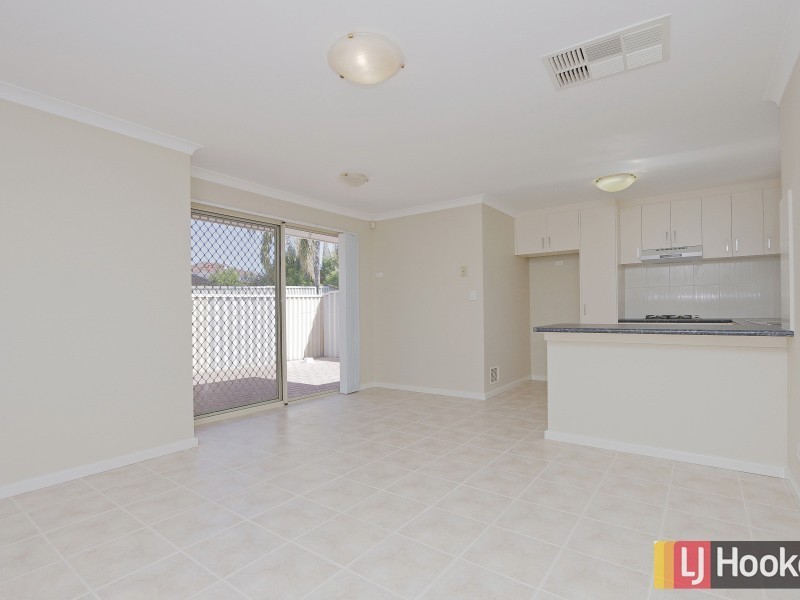 15D Quinn Avenue, Bentley WA 6102