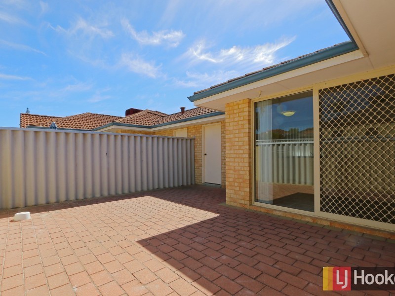 15D Quinn Avenue, Bentley WA 6102