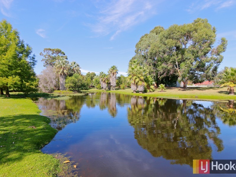 15D Quinn Avenue, Bentley WA 6102