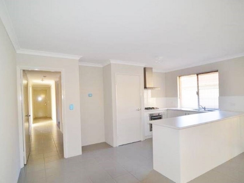 211A Wharf Street, Queens Park WA 6107